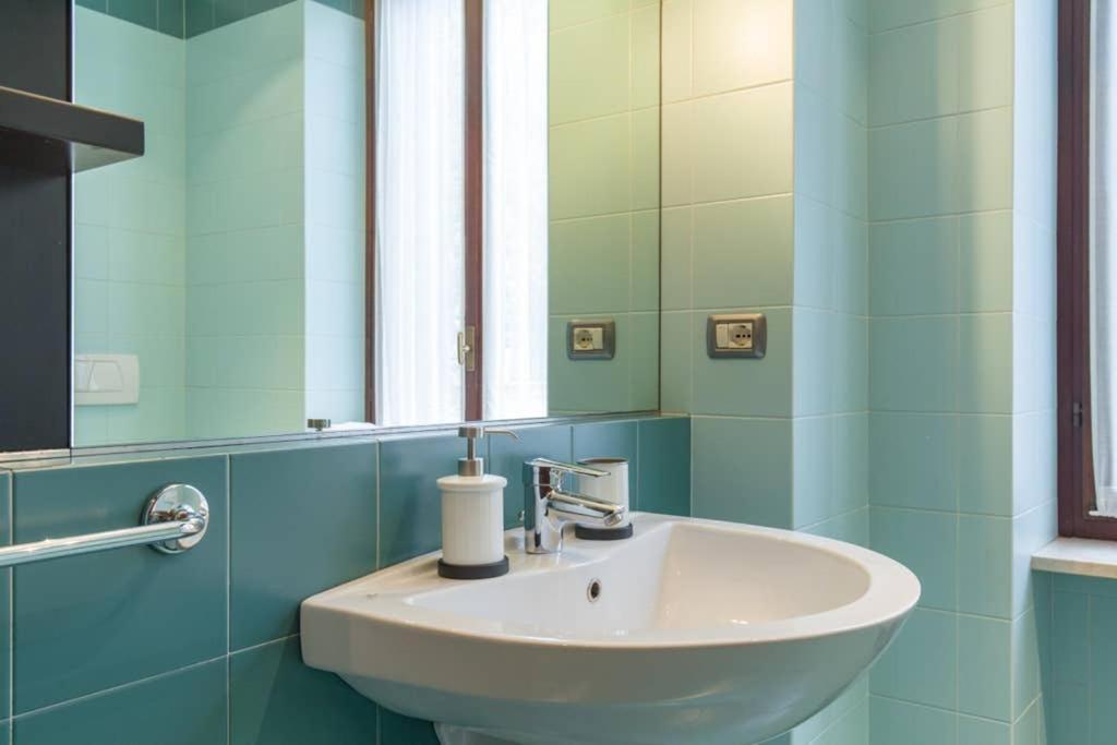 Comfortable Apartment Behind Arena Di فيرونا المظهر الخارجي الصورة